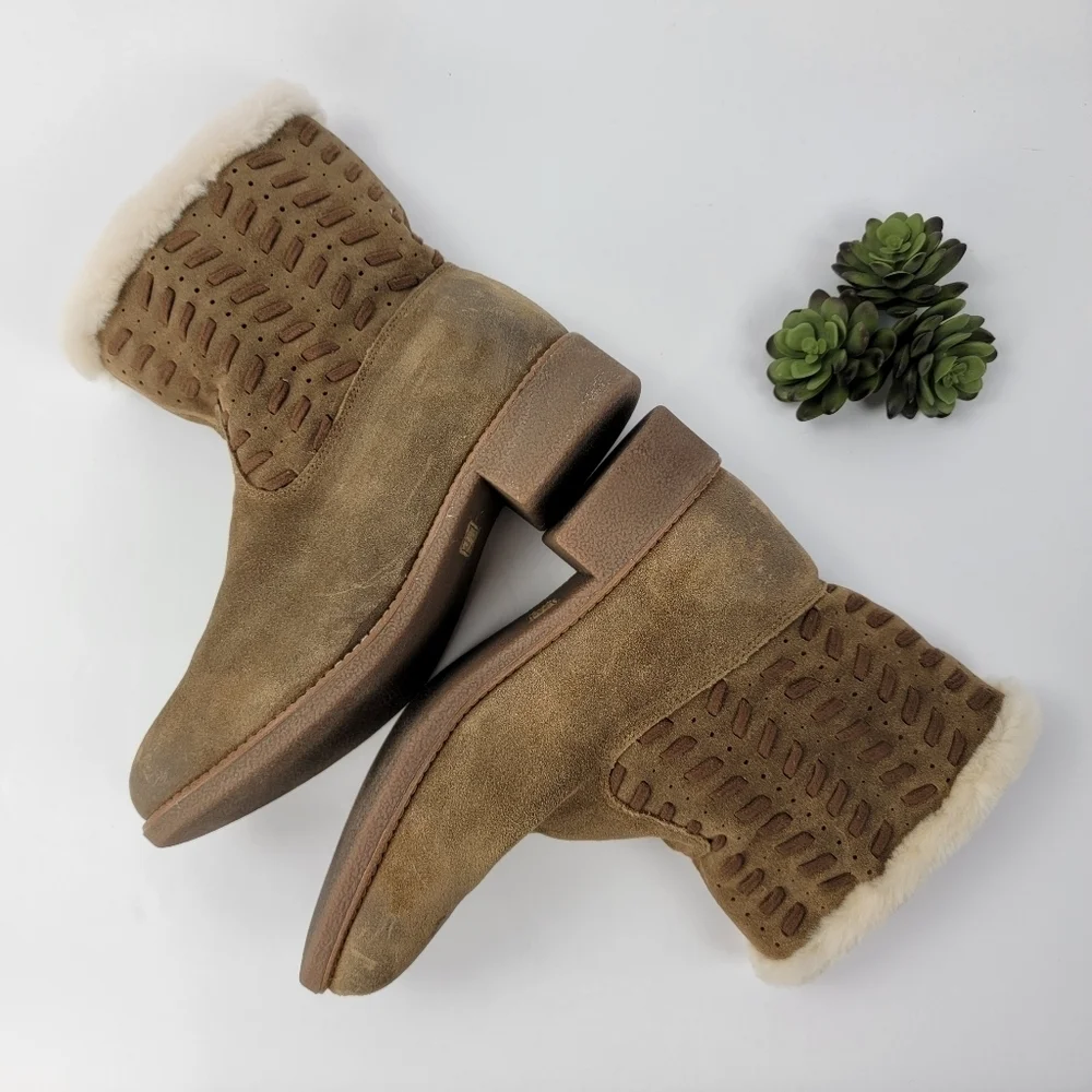 ABEO Pro Women's Bristol Sheepskin Lined Suede Boot in Tan Size 10
